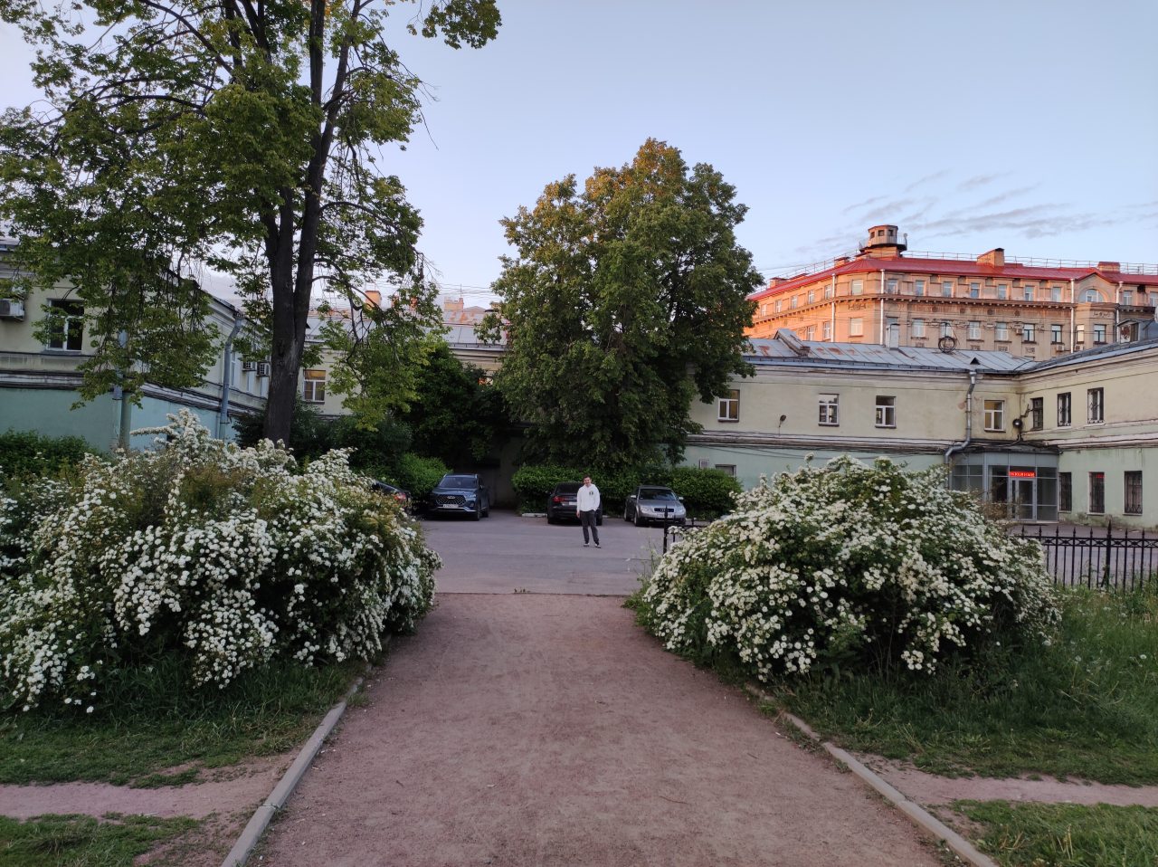 Вид на сад, Гостиница СК Звенигородская