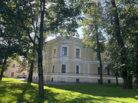 Гостиница Особняк Военного Министра Milutin Palace, Санкт-Петербург
