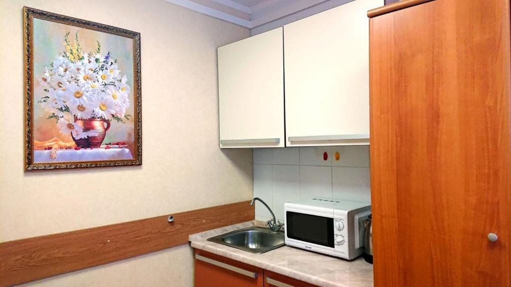 Кухня в номере гостиницы Маршал, Наро-Фоминск. Гостиница Маршал