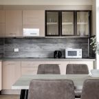 Трёхместный и более (Дизайн Апартамент с балконом), Апартаменты АпартПейдж Елагин