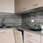 Трёхместный и более (Дизайн Апартамент с балконом), Апартаменты АпартПейдж Елагин