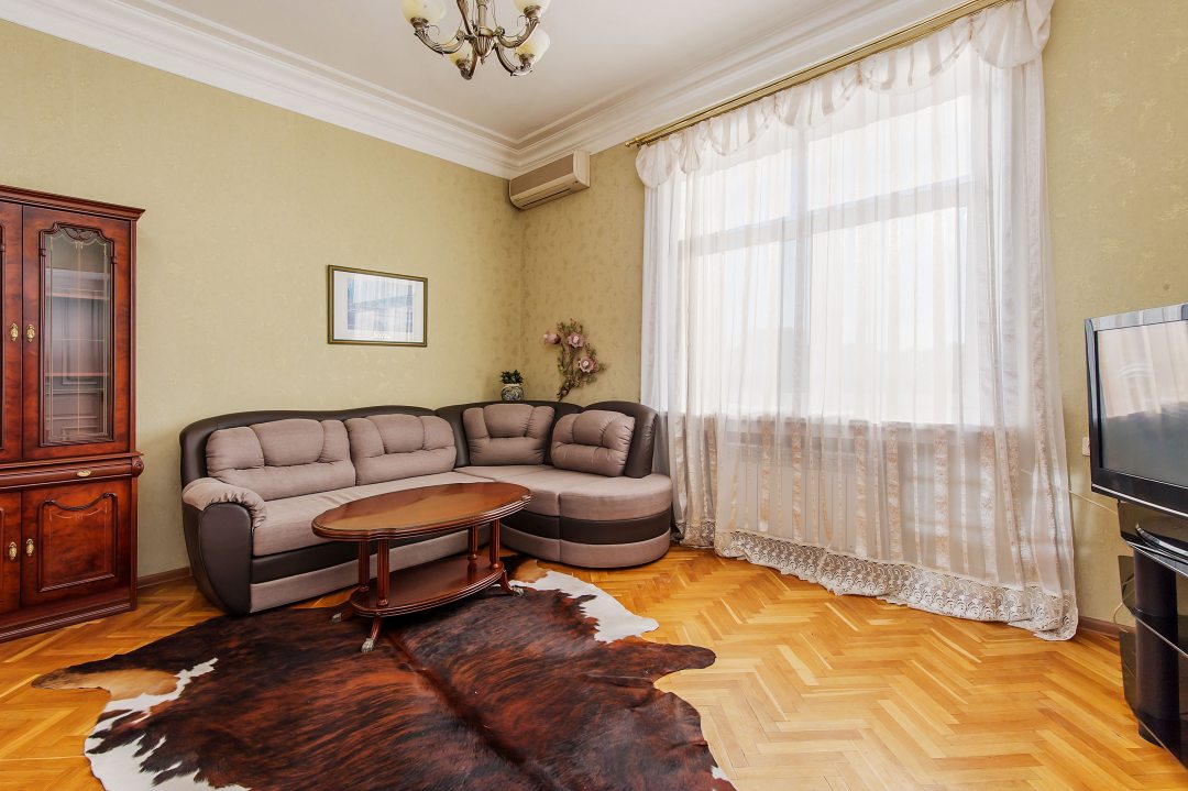 Апартаменты (Генеральская квартира на Москва-реке), Апартаменты Генеральская квартира на Москва-реке