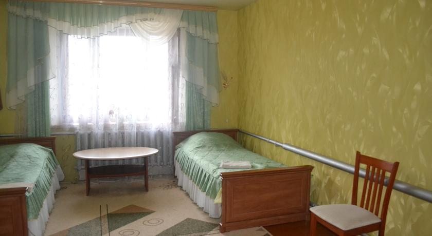 Трёхместный и более (5-местный Семейный) гостевого дома Захаровых, Суздаль