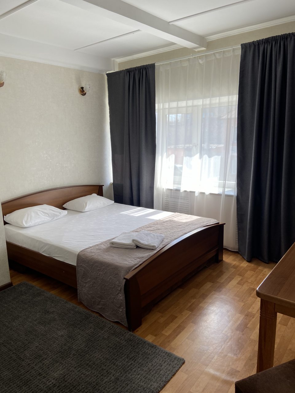 Двухместный (Большой двухместный номер с одной кроватью) мини-отеля Евросауна, Новосибирск
