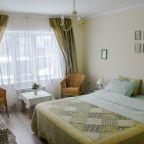 Двухместный номер с большой комфортной двуспальной кроватью