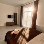 Апартаменты (5), Апартаменты У метро Суконная Слобода