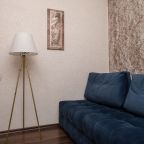 Апартаменты (Апартаменты №9 на третьем этаже), Апартаменты У метро Суконная Слобода