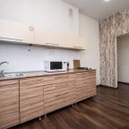 Апартаменты (Апартаменты №9 на третьем этаже), Апартаменты У метро Суконная Слобода