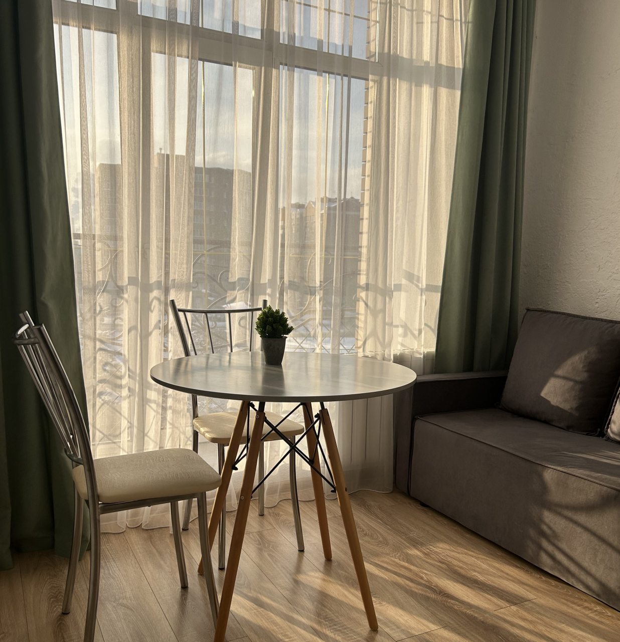 Апартаменты (Студия №4-2 на 2 этаже), Апартаменты У метро Суконная Слобода