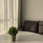 Апартаменты (Студия №4-2 на 2 этаже), Апартаменты У метро Суконная Слобода