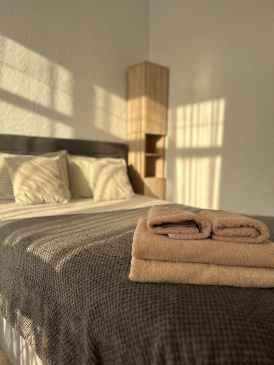 Апартаменты (Студия №4-2 на 2 этаже), Апартаменты У метро Суконная Слобода