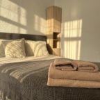 Апартаменты (Студия №4-2 на 2 этаже), Апартаменты У метро Суконная Слобода