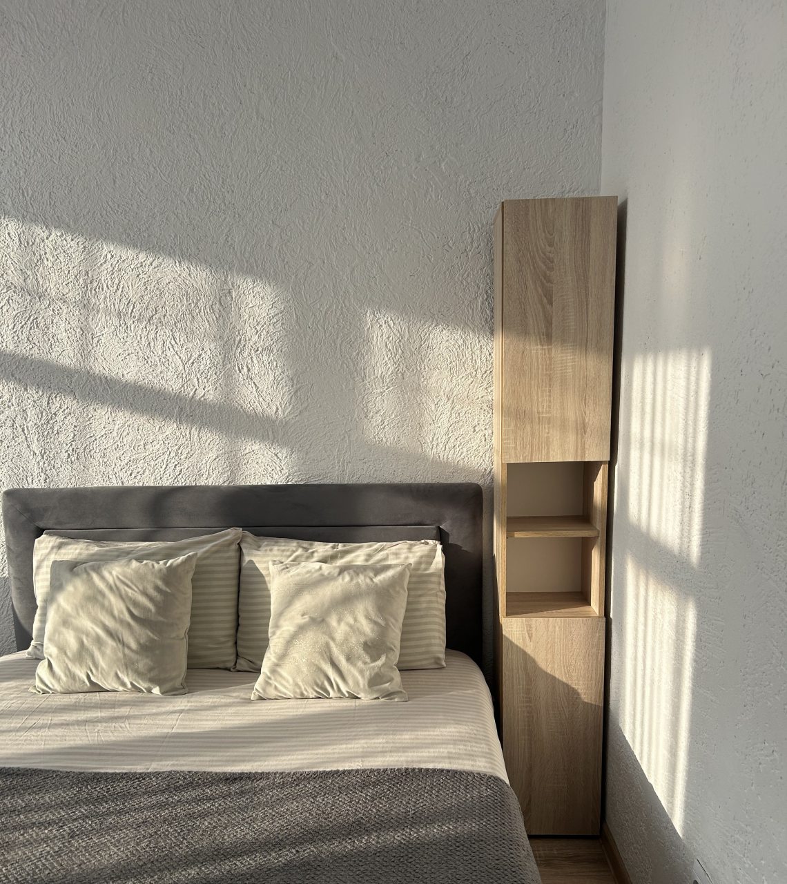 Апартаменты (Студия №4-2 на 2 этаже), Апартаменты У метро Суконная Слобода