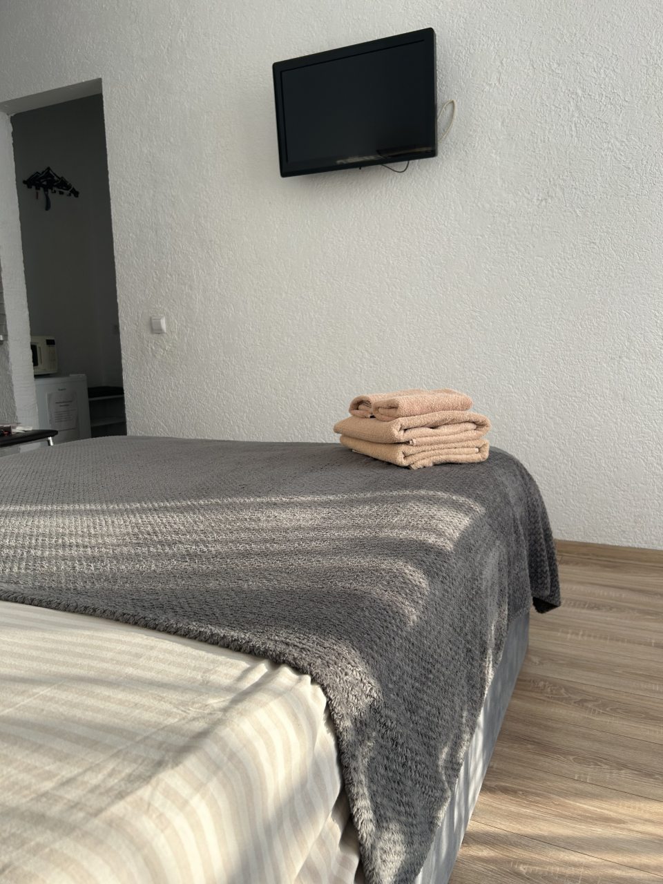 Апартаменты (Студия №4-2 на 2 этаже), Апартаменты У метро Суконная Слобода