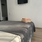 Апартаменты (Студия №4-2 на 2 этаже), Апартаменты У метро Суконная Слобода