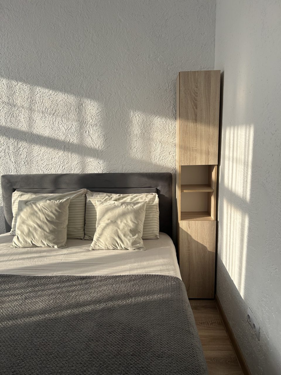 Апартаменты (Студия №4-2 на 2 этаже), Апартаменты У метро Суконная Слобода