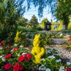 Своя ухоженная территория, Курортный комплекс Азовский