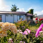 Своя ухоженная территория, Курортный комплекс Азовский