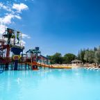 Бассейн, Курортный комплекс Азовский