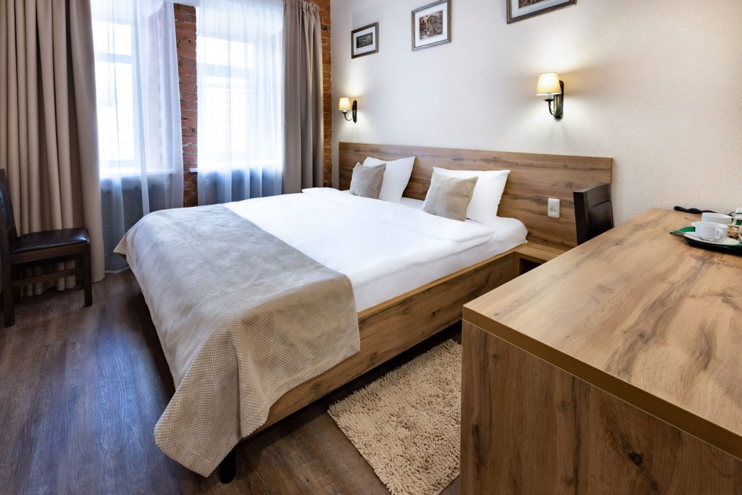 Двухместный (Двухместный Стандарт с одной кроватью размером king-saze) отеля Галерея, Пенза
