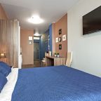 Апартаменты (Сити с видом на город), Гостевой дом Home Hotel на Малышева