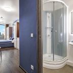 Апартаменты (Сити с видом на город), Гостевой дом Home Hotel на Малышева
