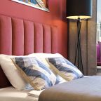 Апартаменты (Верона с видом на город), Гостевой дом Home Hotel на Малышева