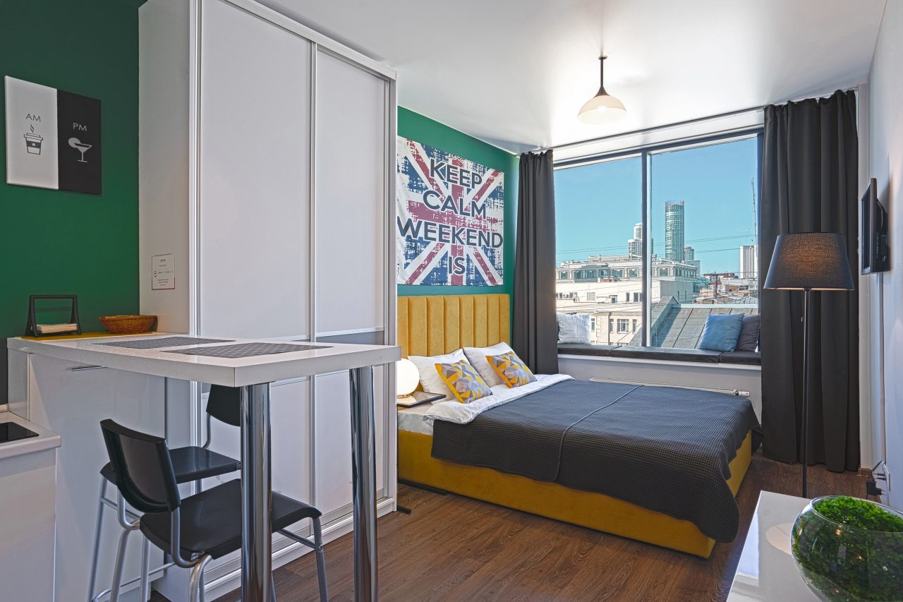 Апартаменты (Лондон с видом на город), Гостевой дом Home Hotel на Малышева