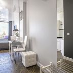 Апартаменты (Париж с видом на город), Гостевой дом Home Hotel на Малышева