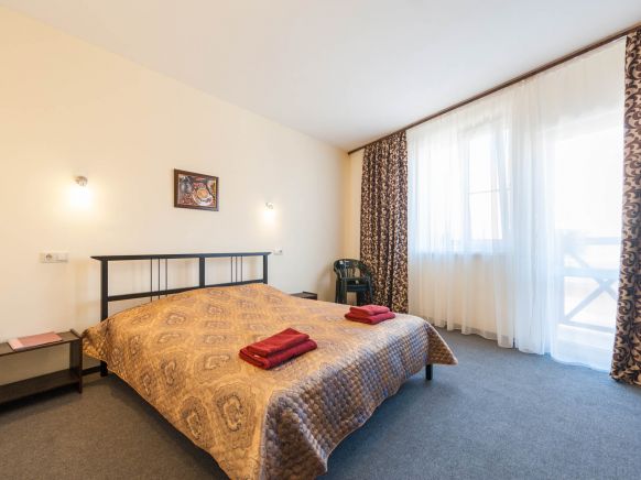 Фотография номера гостиницы Туристическая база Парус