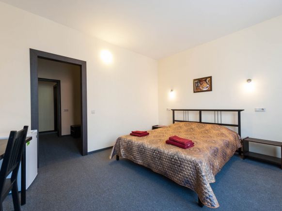 Фотография номера гостиницы Туристическая база Парус