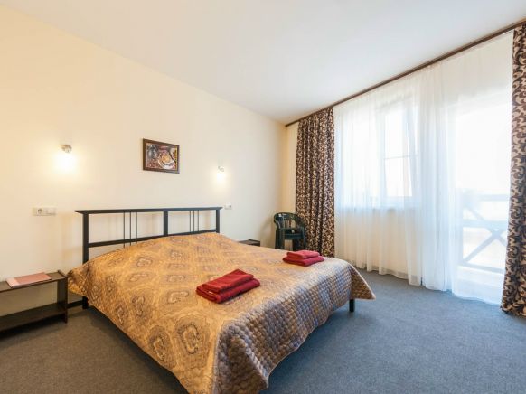 Фотография номера гостиницы Туристическая база Парус