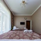 Трехместный (8 номер в европейском стиле с видом на горы), Mountain Saniba Eco Hotel