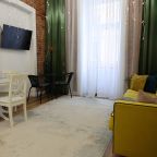 Студио (Lux Red), LOFT & HOME Apartments