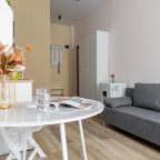 Четырехместный (Четырехместный делюкс 4 этаж), Апартаменты LeoHotels