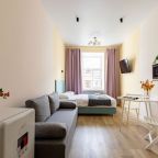 Четырехместный (Четырехместный делюкс 4 этаж), Апартаменты LeoHotels