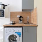 Четырехместный (Четырехместный делюкс 4 этаж), Апартаменты LeoHotels