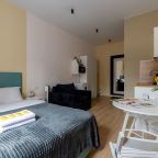 Трёхместный и более (Трехместный), Апартаменты LeoHotels