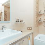 Апартаменты (Охта Парк Люкс Resort с сауной, камином и двумя спальнями), Апартаменты Охта Парк Люкс Resort с сауной и камином