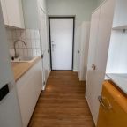 Студио с большой кроватью и кухней