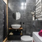 Студио с большой кроватью и кухней