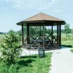 Дом (Коттедж № 5 на 14 мест с беседкой и мангальной зоной), Загородный клуб Свияга