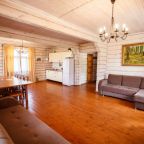 Дом (Коттедж № 6 на 14 мест с сауной, беседкой и мангальной зоной), Загородный клуб Свияга