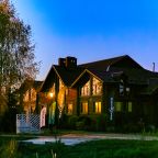 Дом (Коттедж № 6 на 14 мест с сауной, беседкой и мангальной зоной), Загородный клуб Свияга