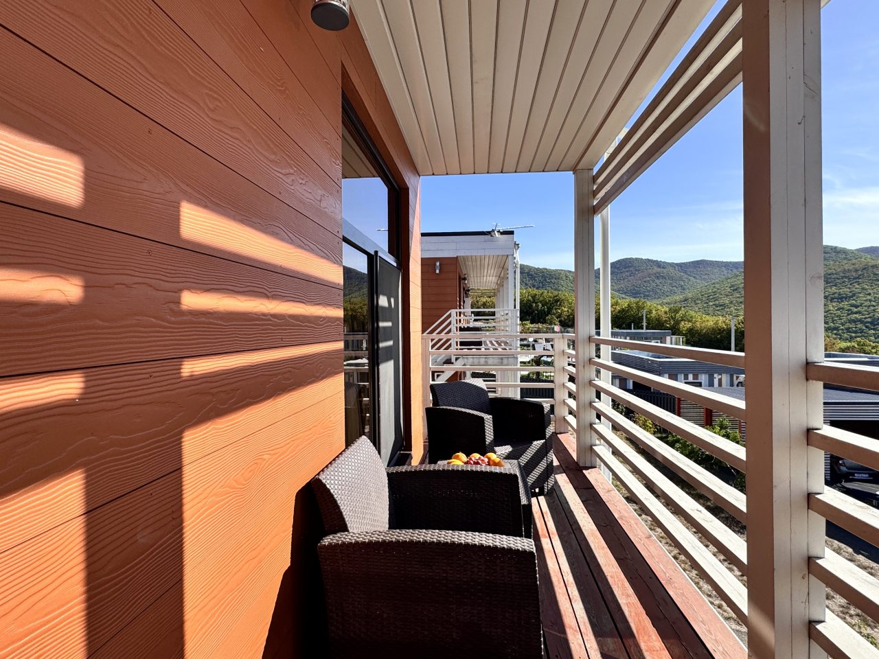 Трехместный (Комфорт плюс с террасой), Гостевой дом Лоза Хутор