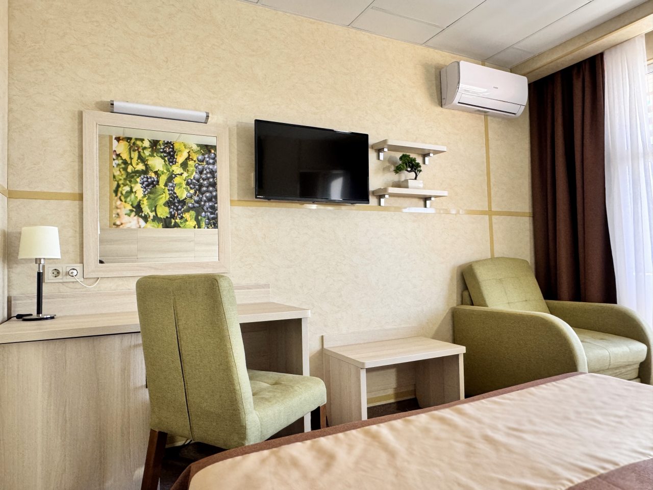 Семейный (Двухкомнатные пятиместные Апартаменты с общей террасой), Гостевой дом Лоза Хутор