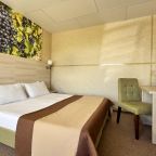 Семейный (Двухкомнатные пятиместные Апартаменты с общей террасой), Гостевой дом Лоза Хутор