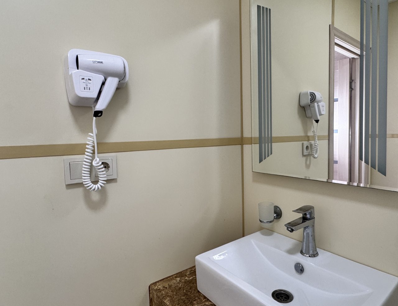 Семейный (Двухкомнатные шестиместные Апартаменты с общей террасой), Гостевой дом Лоза Хутор