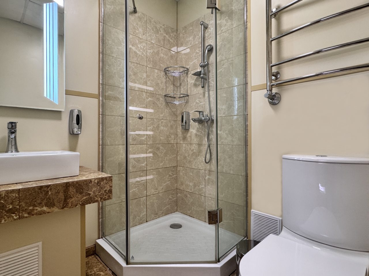 Семейный (Двухкомнатные шестиместные Апартаменты с общей террасой), Гостевой дом Лоза Хутор