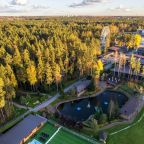 Своя ухоженная территория, Загородный отель Охта Парк